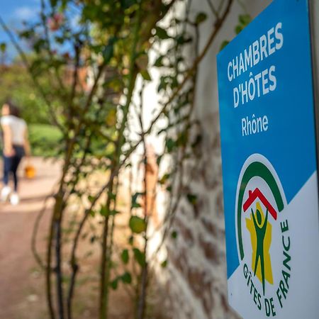 Les Glycines - Domaine Gilles Coperet Acomodação com café da manhã Régnié Exterior foto