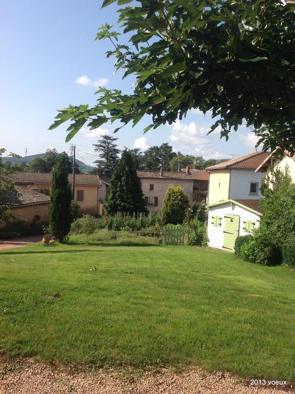 Les Glycines - Domaine Gilles Coperet Acomodação com café da manhã Régnié Exterior foto